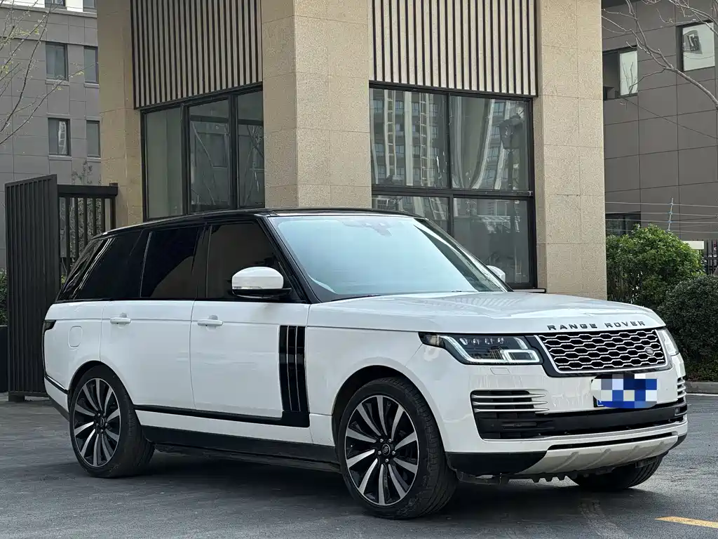 Land Rover Range Rover 2018 — фото 1