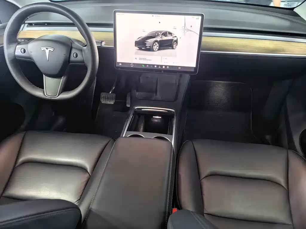 Tesla Model Y 2022 — фото 8
