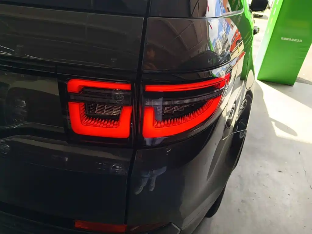 Land Rover Discovery Sport 2022 — фото 8