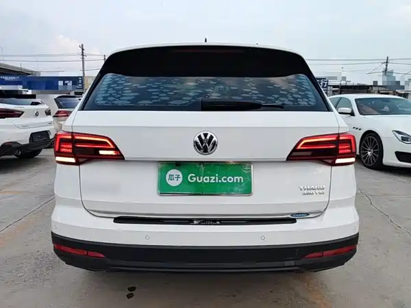 Volkswagen Tharu 2020