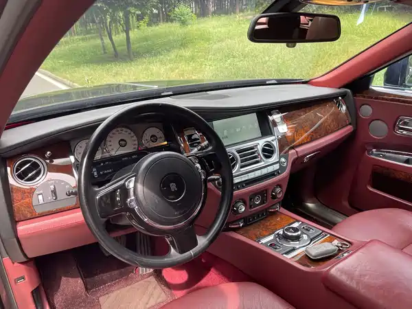 Rolls-Royce Ghost 2014