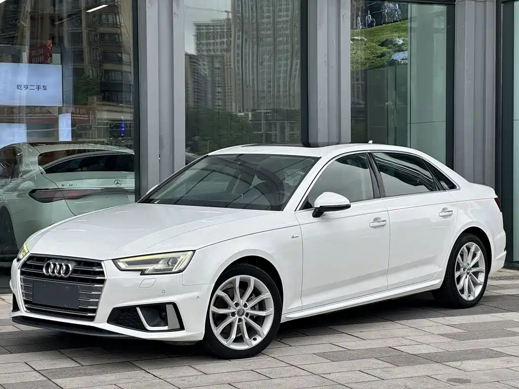 Audi A4L 2019