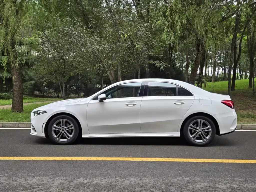 Mercedes-Benz A-Class 2021