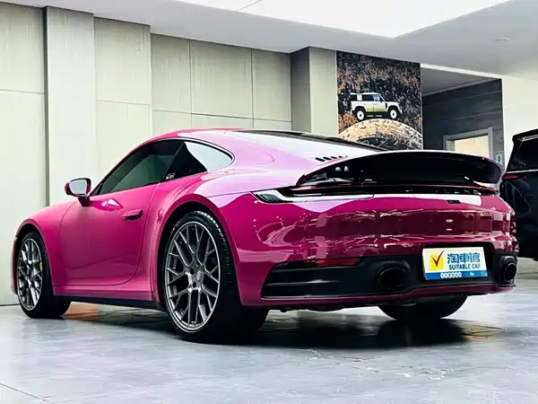 Porsche 911 2023
