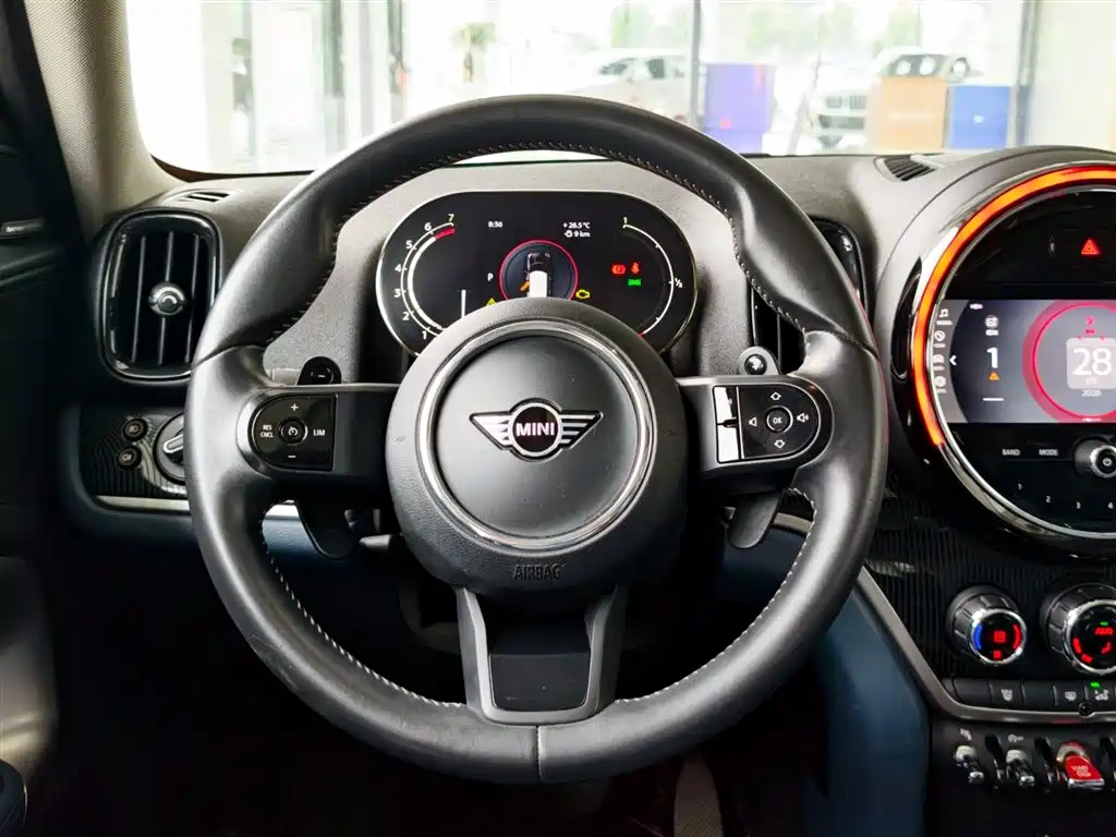 MINI Countryman 2023 — фото 16