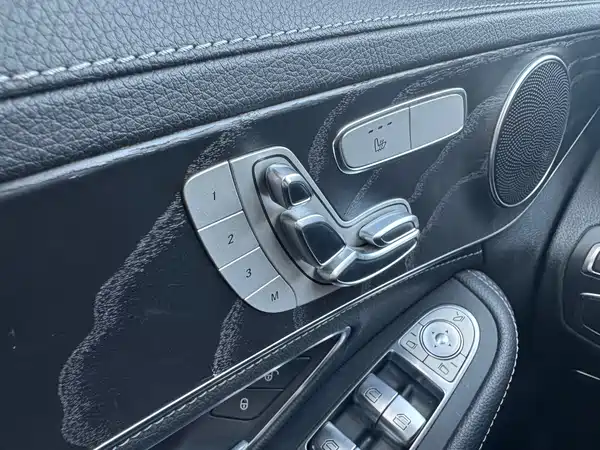 Mercedes-Benz C-Class 2020
