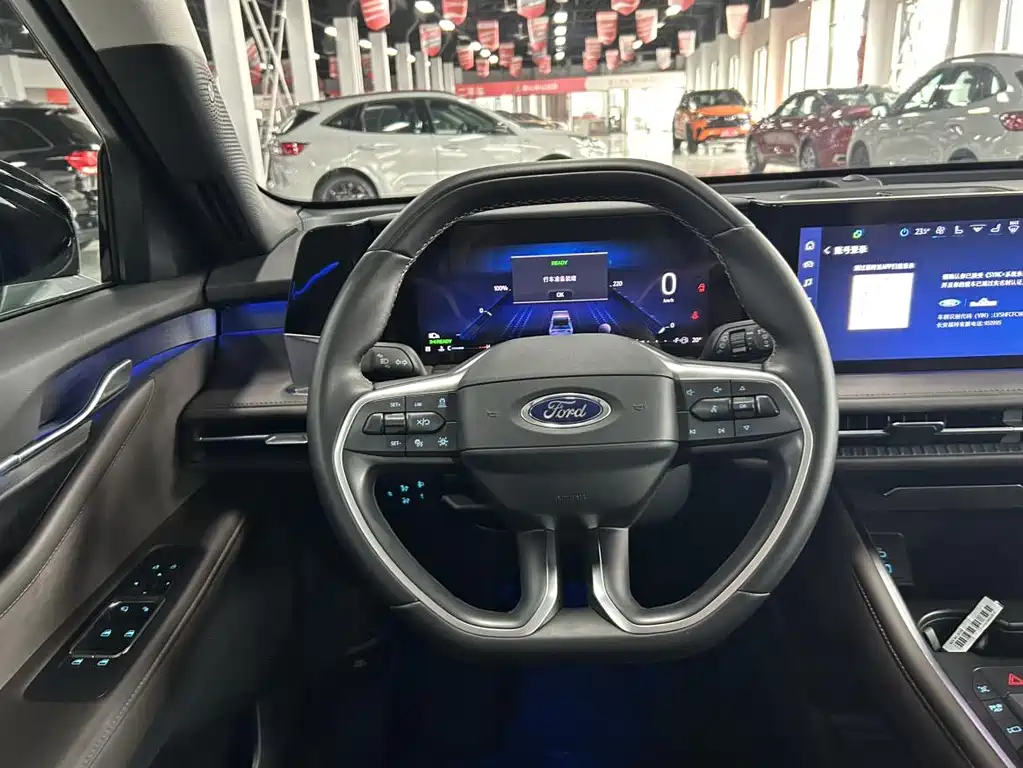 Ford Edge 2025 — фото 13