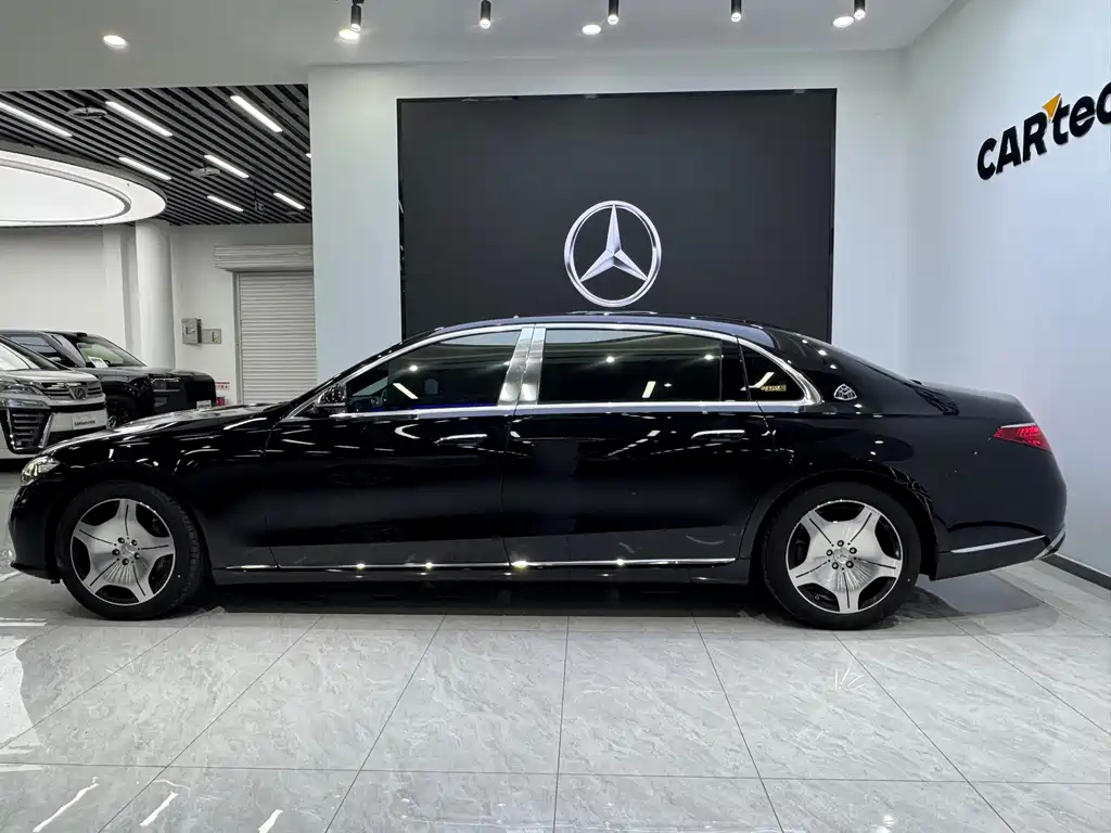 Mercedes-Benz Maybach S-Class 2025 — фото 15