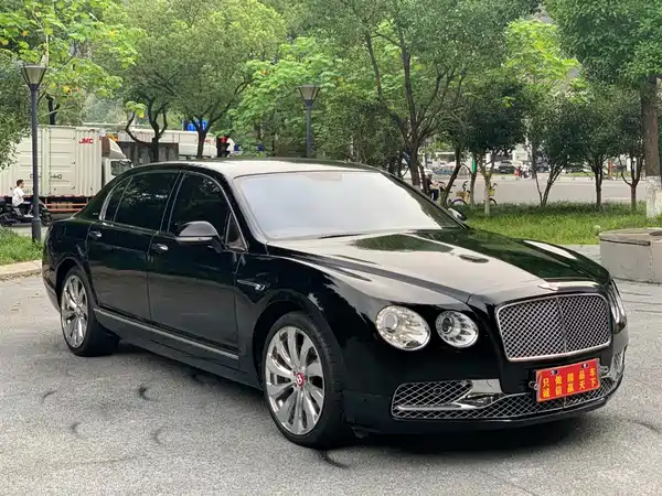 Bentley Flying Spur 2012