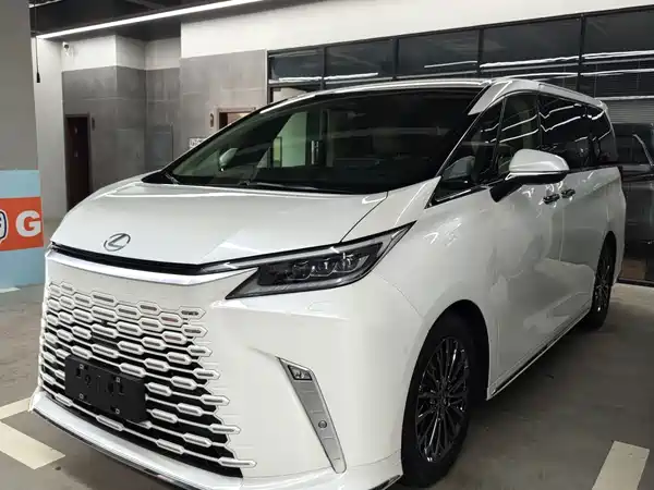Lexus LM 2024