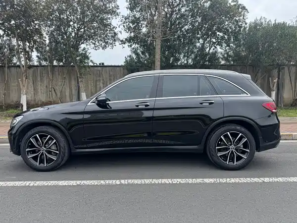 Mercedes-Benz GLC 2021