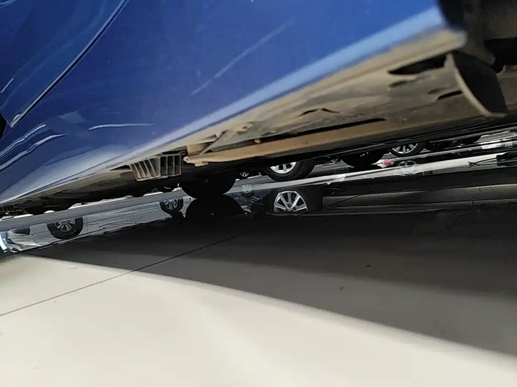 BMW 1 Series 2018 — фото 22