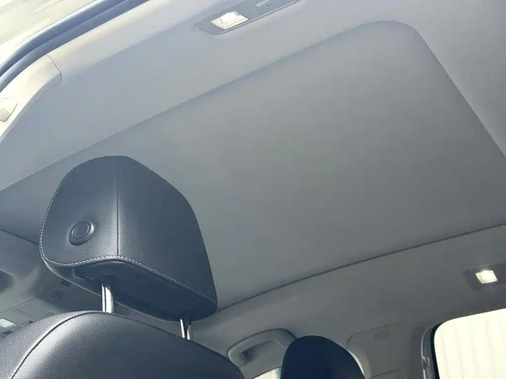 Volkswagen T-Roc 2022 — фото 10
