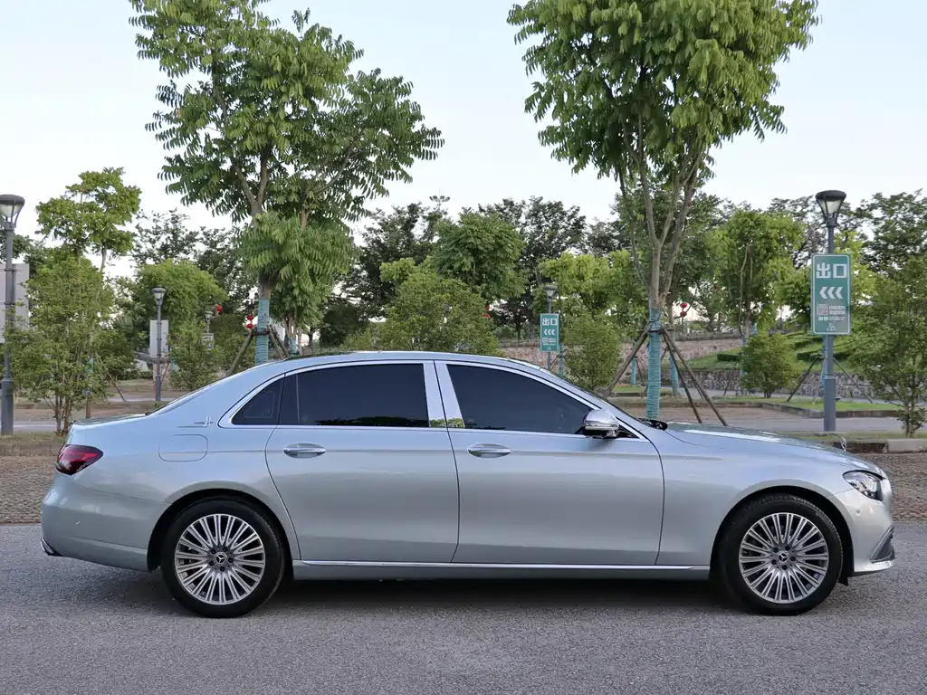 Mercedes-Benz E-Class 2020