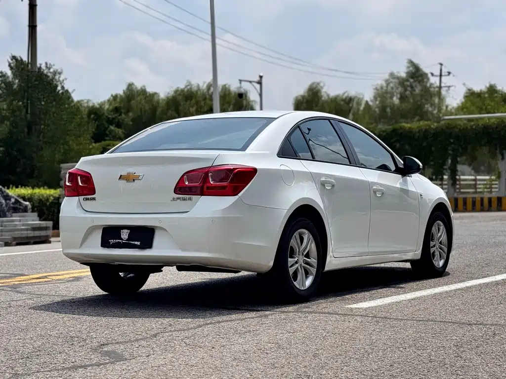Chevrolet Cruze 2016 — фото 24