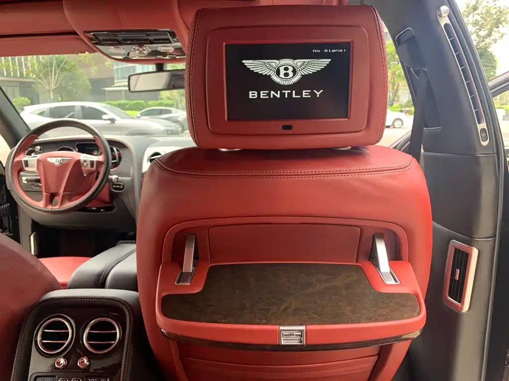 Bentley Flying Spur 2013 — фото 18