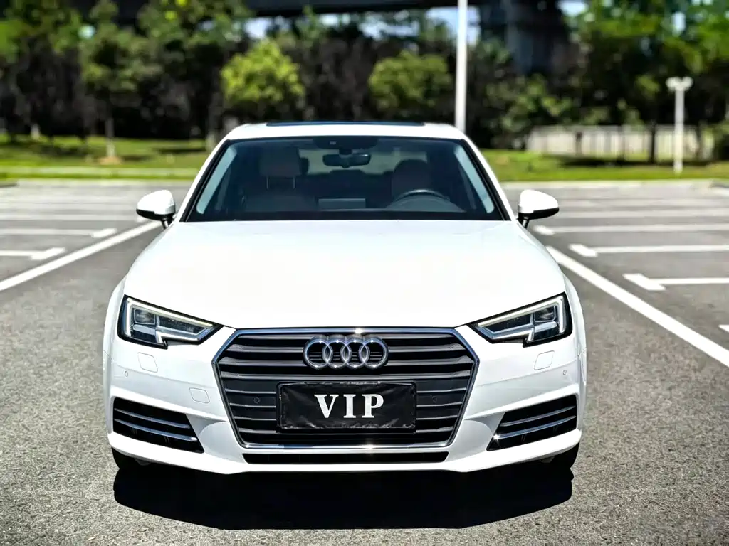 Audi A4L 2017