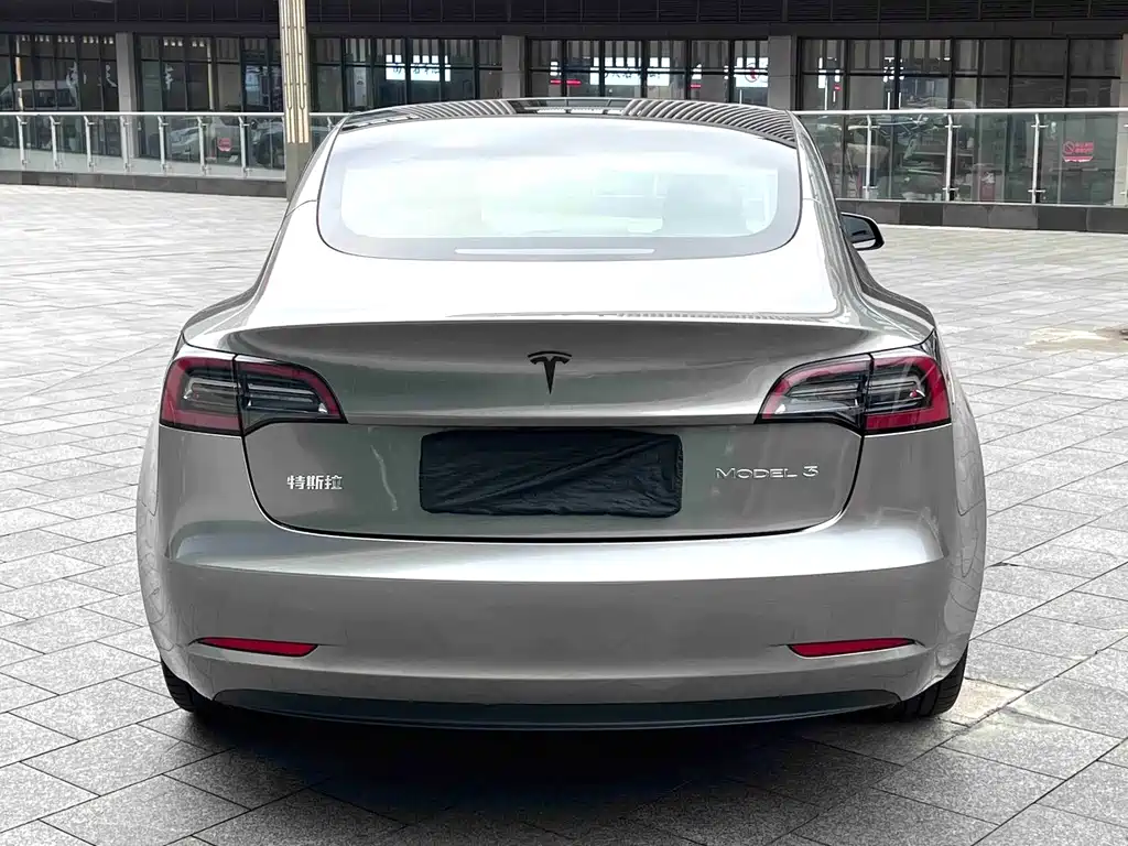 Tesla Model 3 2023 — фото 4