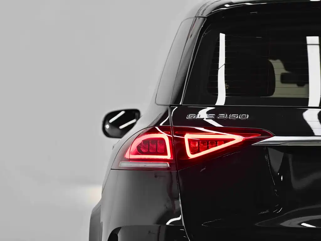 Mercedes-Benz GLE 2023 — фото 4