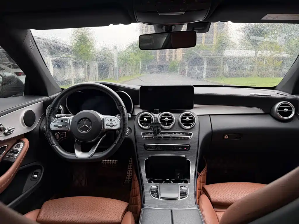 Mercedes-Benz C-Class 2019 — фото 15
