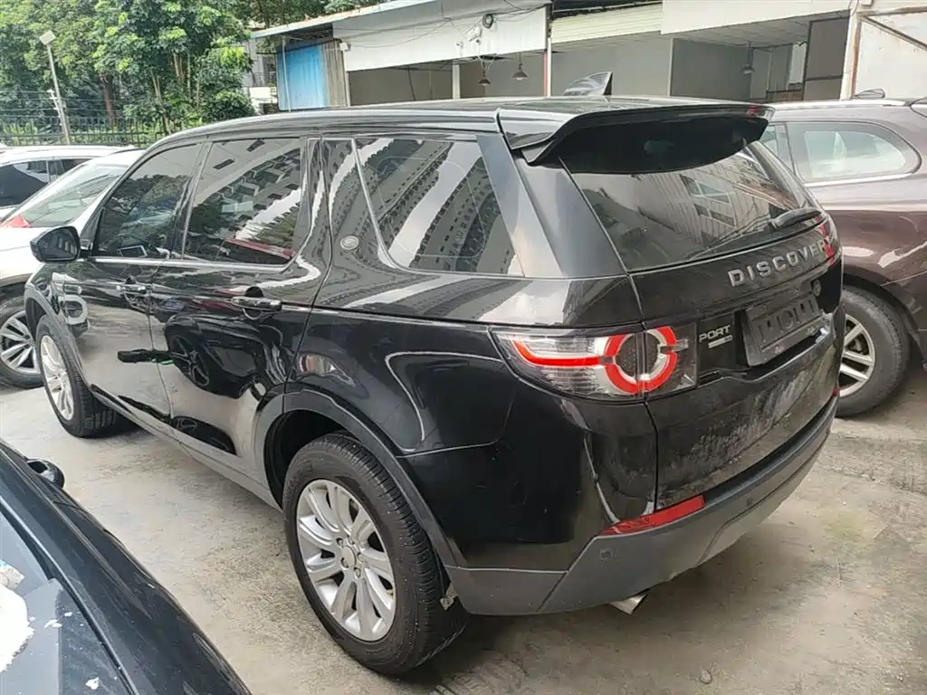 Land Rover Discovery Sport 2017 — фото 5