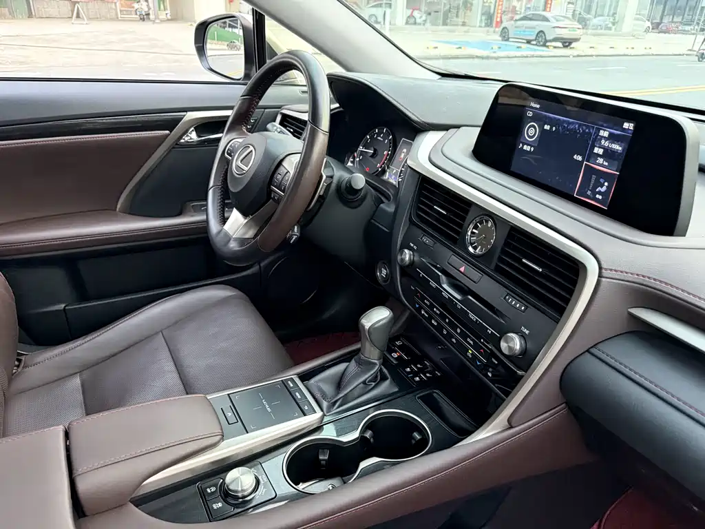 Lexus RX 2020 — фото 16
