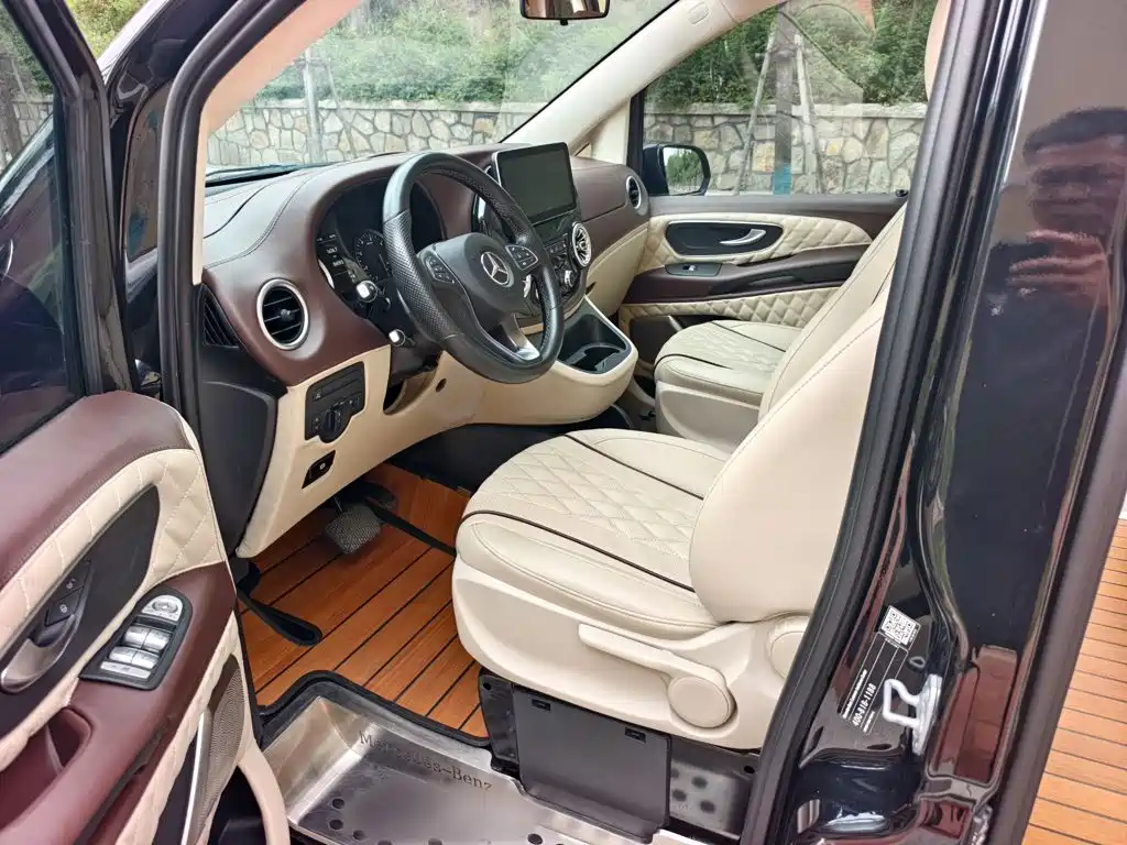 Mercedes-Benz Vito 2020 — фото 12