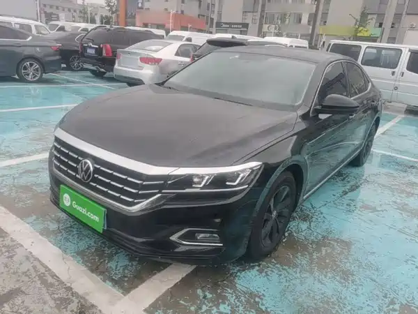 Volkswagen Passat 2021
