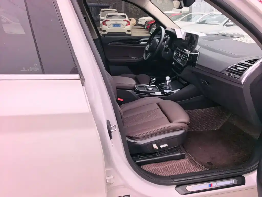 BMW X3 2023 — фото 25