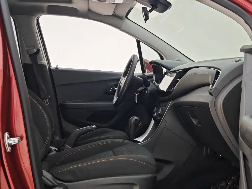Chevrolet Trax 2017 — фото 10