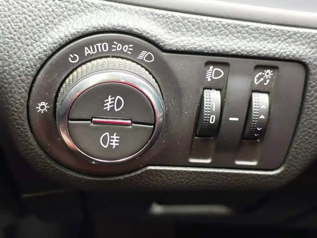 Buick Envision Plus 2016 — фото 22