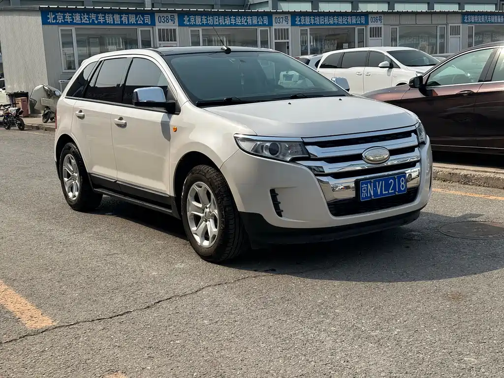 Ford Edge 2015 — фото 3