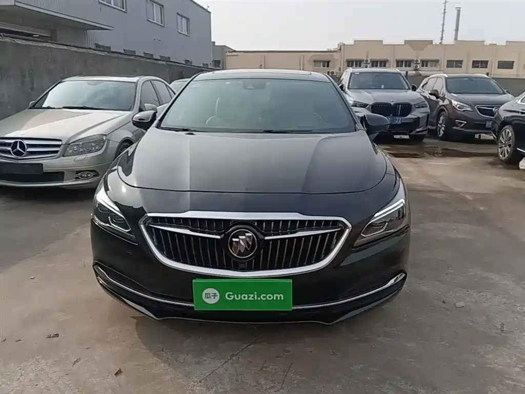 Buick LaCrosse 2017 — фото 3