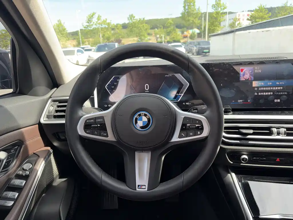 BMW i3 2023 — фото 6