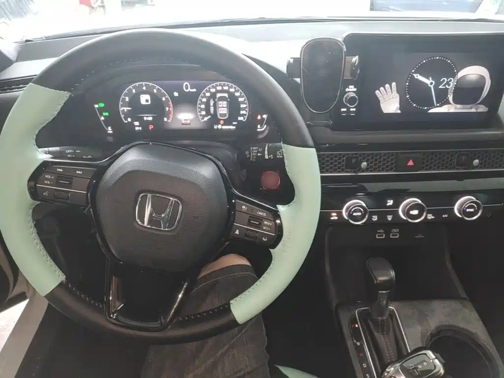Honda Civic 2023 — фото 10