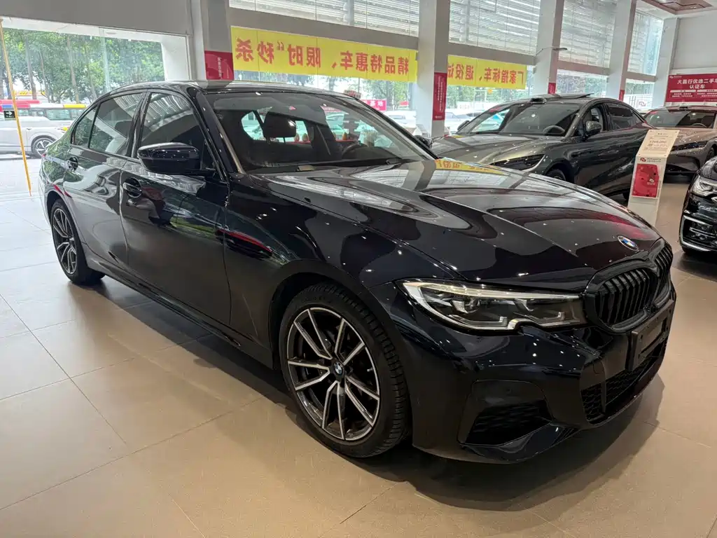 BMW 3 Series 2022