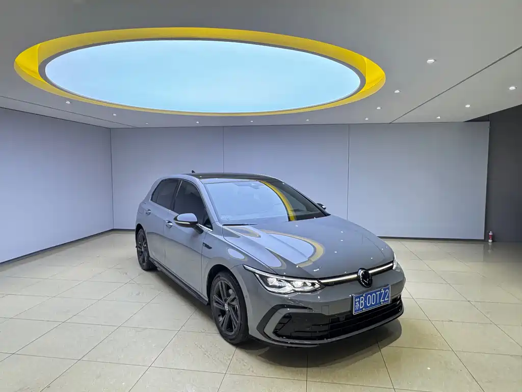 Volkswagen Golf 2022