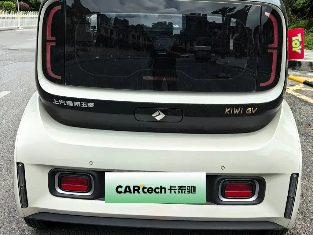 Baojun Kiwi EV 2022 — фото 8