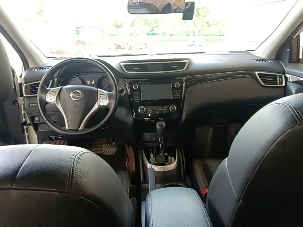 Nissan Qashqai 2017 — фото 10