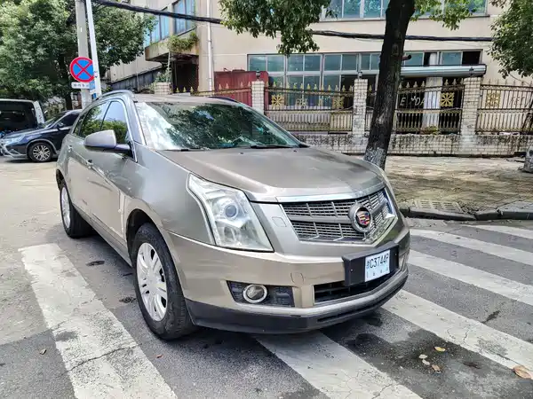Cadillac SRX 2012