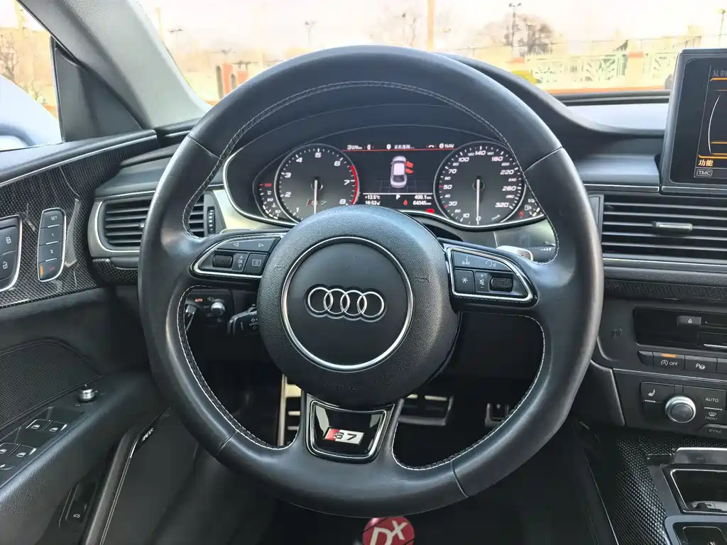 Audi S7 2014 — фото 11