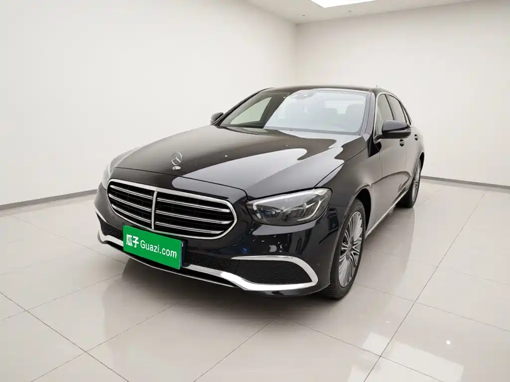 Mercedes-Benz E-Class 2022 — фото 1