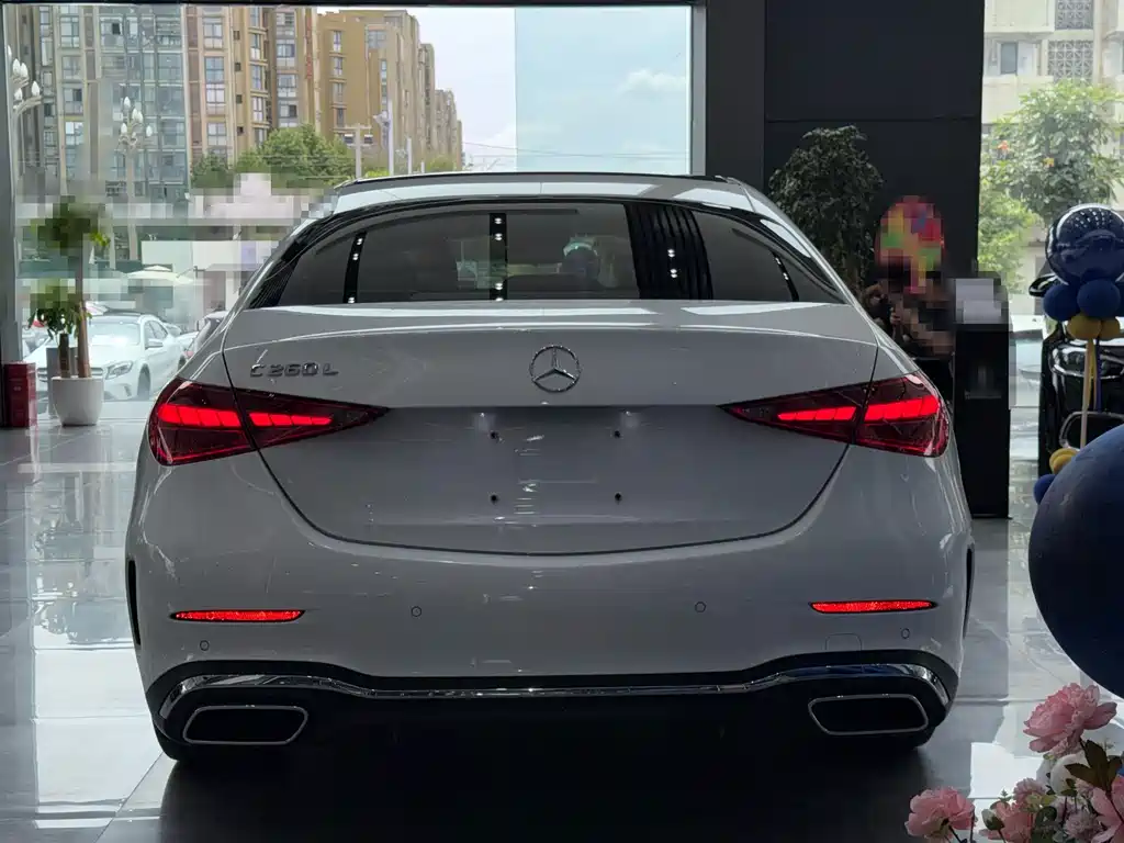 Mercedes-Benz C-Class 2021 — фото 11