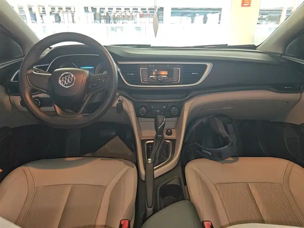 Buick Excelle 2016 — фото 10