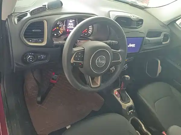 Jeep Freeman 2017