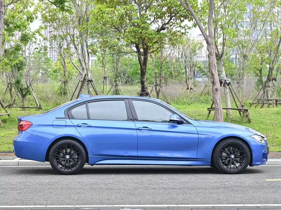 BMW 3 Series 2017