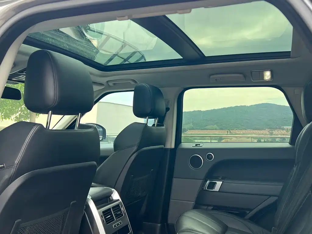 Land Rover Sport 2015 — фото 11