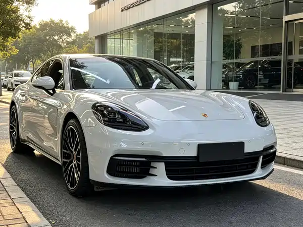 Porsche Panamera 2020