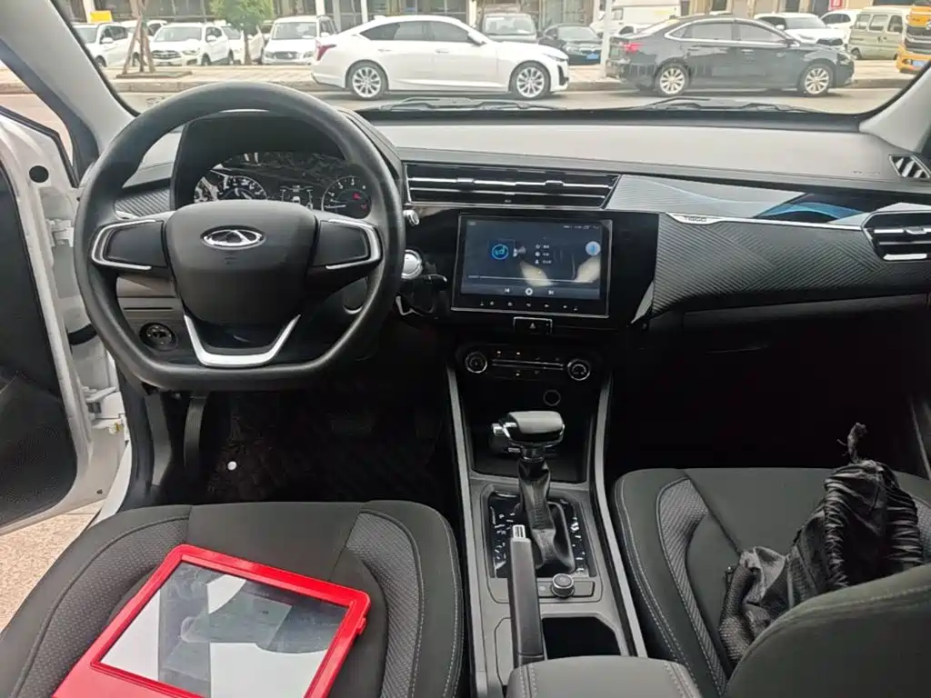 Chery Tiggo 3x 2025 — фото 10