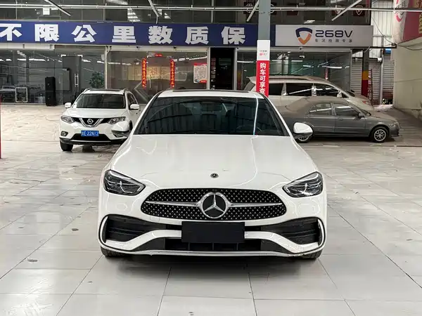 Mercedes-Benz C-Class 2024